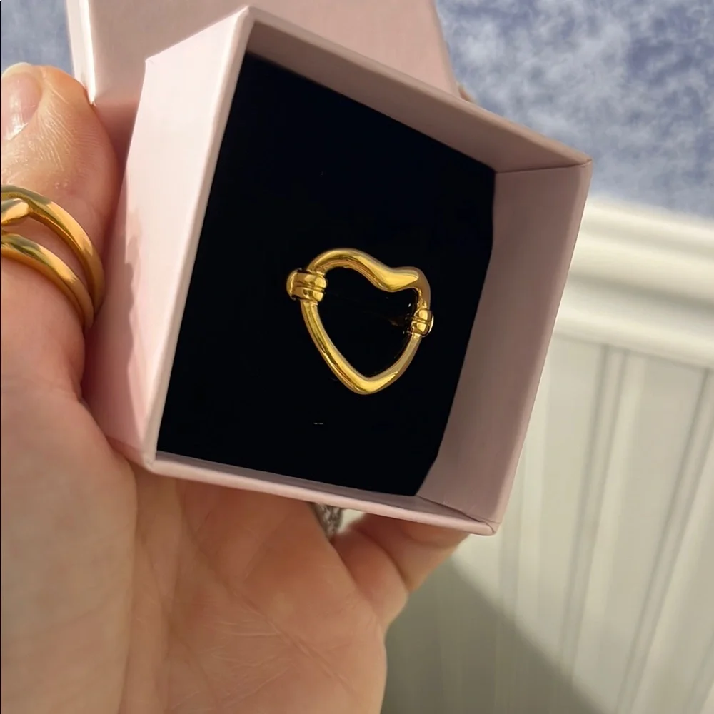 Figu Gold Heart Ring | Amy Ring - Picture 3 of 6